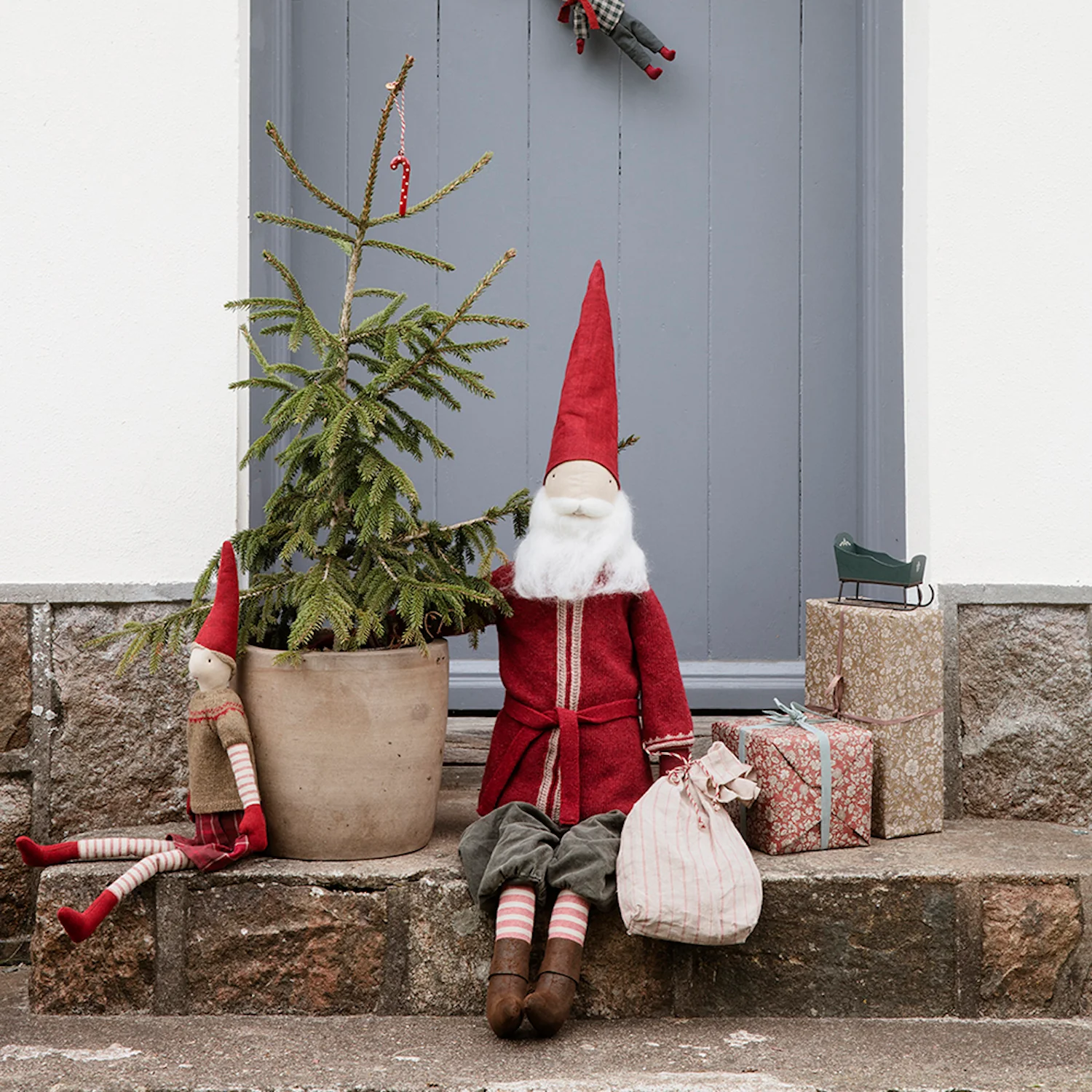 Maileg Large Santa - Image 3