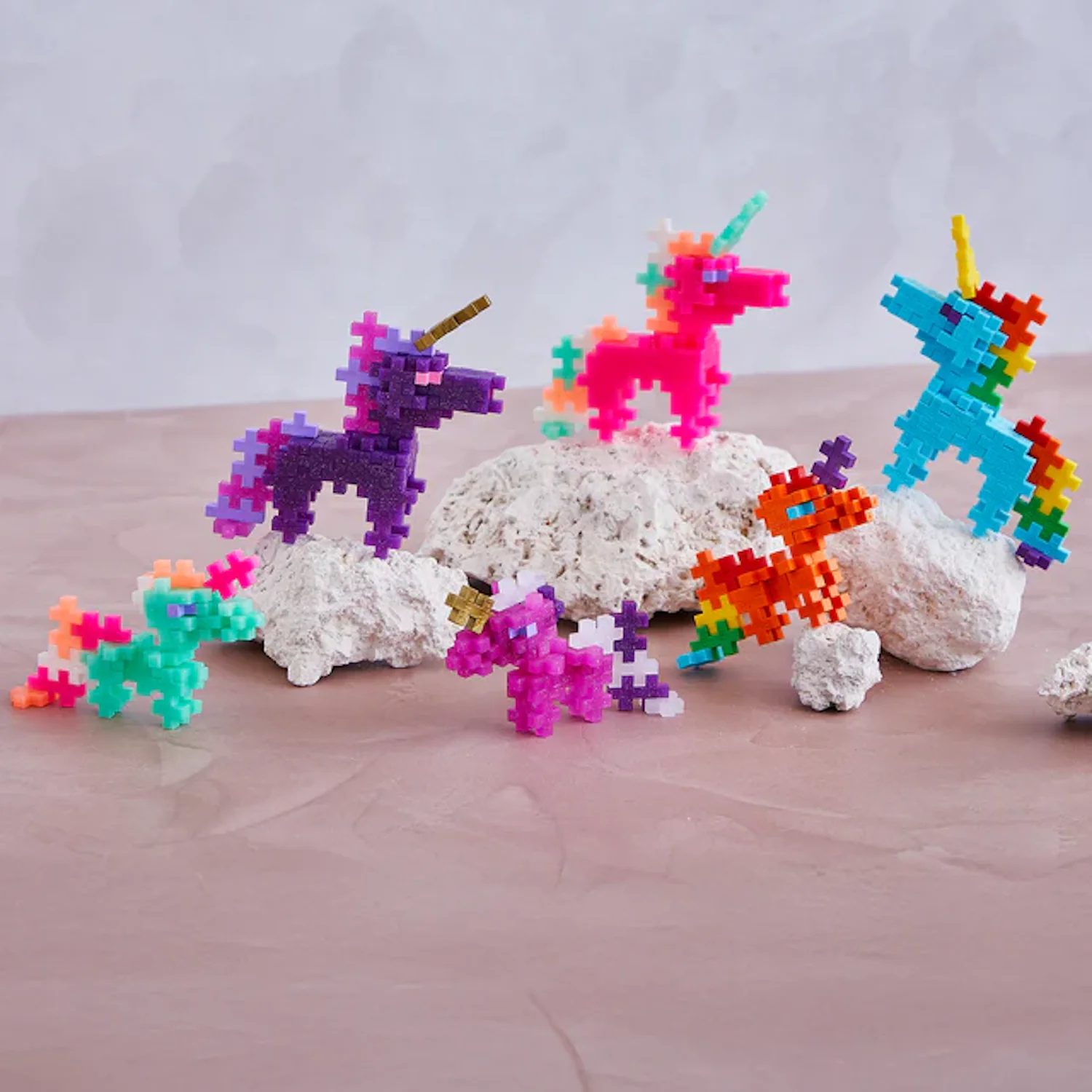 Plus Plus Tube 100 - Rainbow Unicorns - Image 4