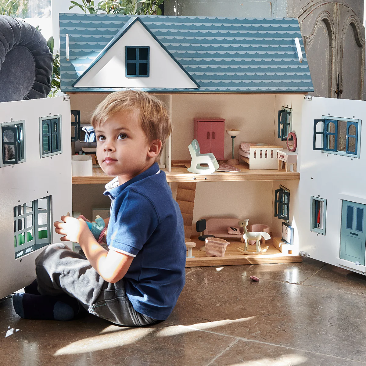 Tender Leaf Dolls House - Dovetail House - Image 6